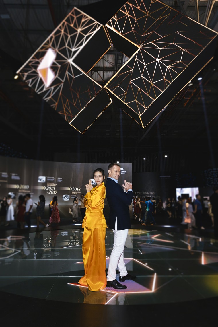 Ngô Thanh Vân hé lộ về bom tấn Hollywood cùng “What’s your next” ảnh 1