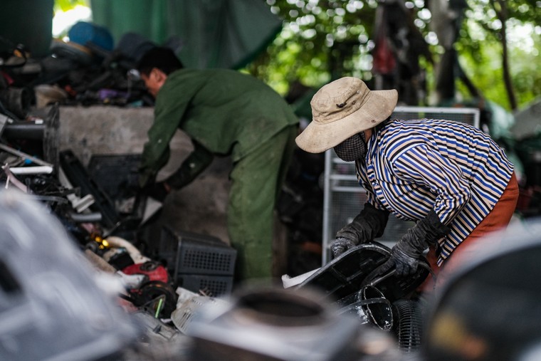 Làng nghề đổi đời nhờ phế liệu ảnh 1