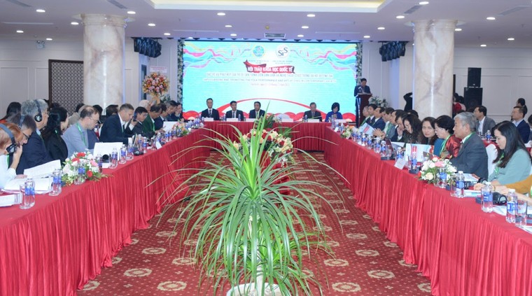 Nhận thức mới trong bảo vệ, phát huy di sản trình diễn dân gian và nghệ thuật Chèo ảnh 1