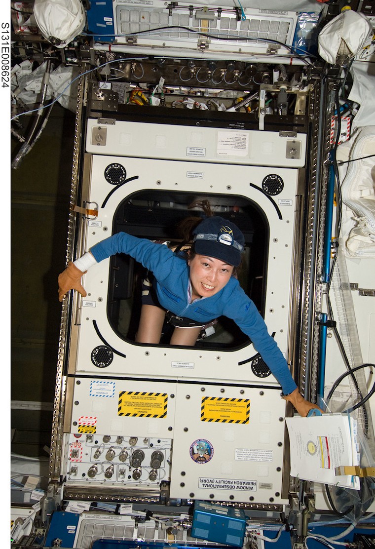 Khám phá một ngày trên Trạm vũ trụ quốc tế ảnh 1