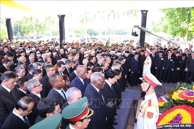 Lễ an táng Tổng Bí thư Nguyễn Phú Trọng tại Nghĩa trang Mai Dịch ảnh 4