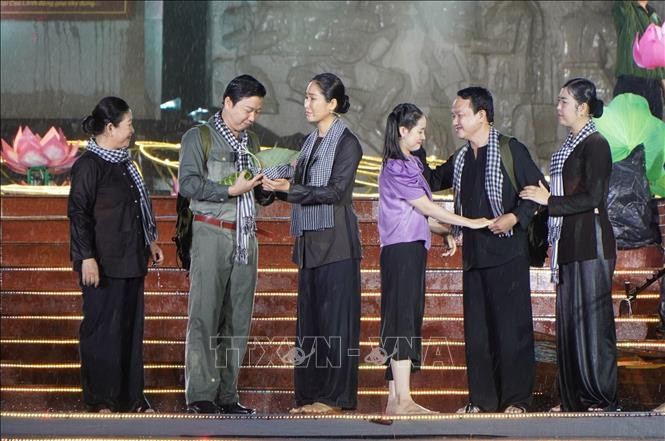 Kỷ niệm 70 năm Hiệp định Geneva và Chuyến tàu tập kết ảnh 2