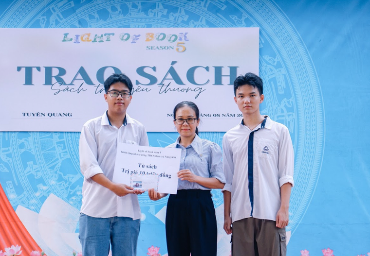 Ngắm cảnh miền núi Đông Bắc qua nét vẽ của nam sinh Gen Z ảnh 6