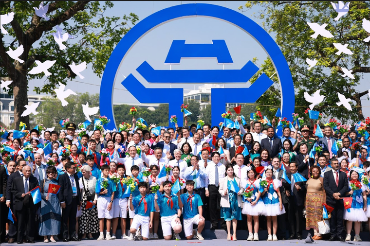 Tôn vinh giá trị truyền thống và khát vọng hòa bình ảnh 19