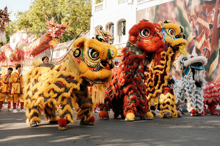 Chiêm ngưỡng Thủ đô rợp cờ hoa trong Ngày hội Văn hóa vì hòa bình ảnh 4