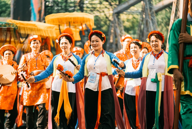 Chiêm ngưỡng Thủ đô rợp cờ hoa trong Ngày hội Văn hóa vì hòa bình ảnh 6