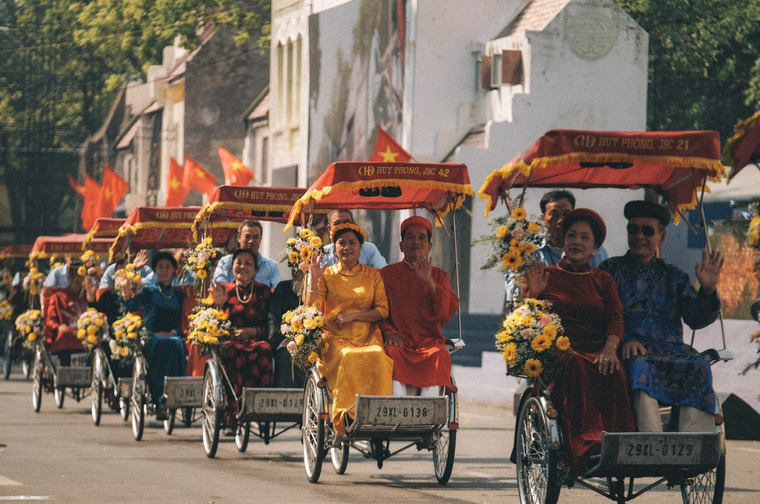 Chiêm ngưỡng Thủ đô rợp cờ hoa trong Ngày hội Văn hóa vì hòa bình ảnh 8