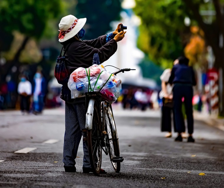 Có một Hà Nội bình dị qua ống kính NSƯT Chiều Xuân ảnh 4