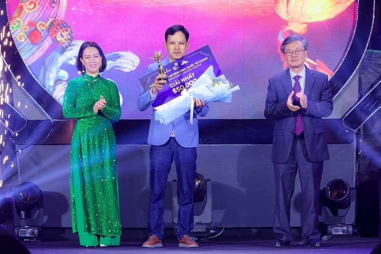 Khẳng định nghệ thuật Việt qua tác phẩm đèn lồng đẹp nhất thế giới ảnh 2