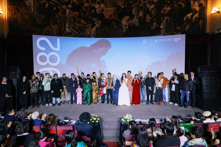 “1982” – Khi điện ảnh là một cuộc đời ảnh 4