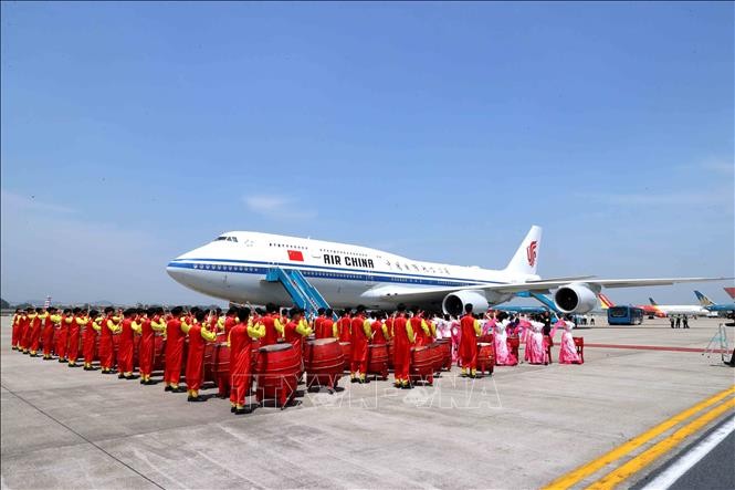 Thủ tướng Phạm Minh Chính ra sân bay tiễn Tổng Bí thư, Chủ tịch nước Trung Quốc Tập Cận Bình ảnh 3