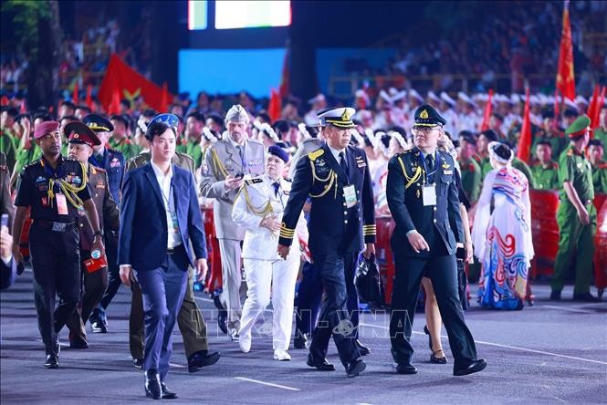 Lễ kỷ niệm, diễu binh, diễu hành 50 năm Ngày Giải phóng miền Nam, thống nhất đất nước ảnh 5