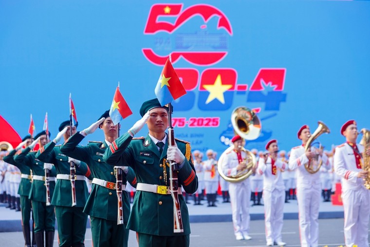 Kỷ niệm trọng thể 50 năm Giải phóng miền Nam, thống nhất đất nước ảnh 11