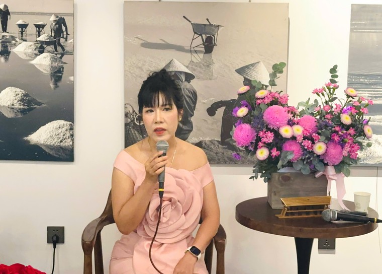 Hành trình kể chuyện di sản bằng ánh sáng của nữ nhiếp ảnh gia Helene Vân ảnh 1