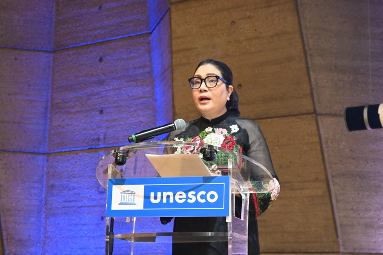 Đạo diễn Nguyễn Việt Thanh nhận vinh danh "Sứ mệnh tiên phong trên hành trình di sản" ảnh 1