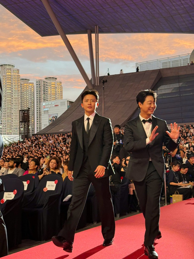 Khai mạc Liên hoan Phim Quốc tế Busan lần thứ 30 ảnh 13