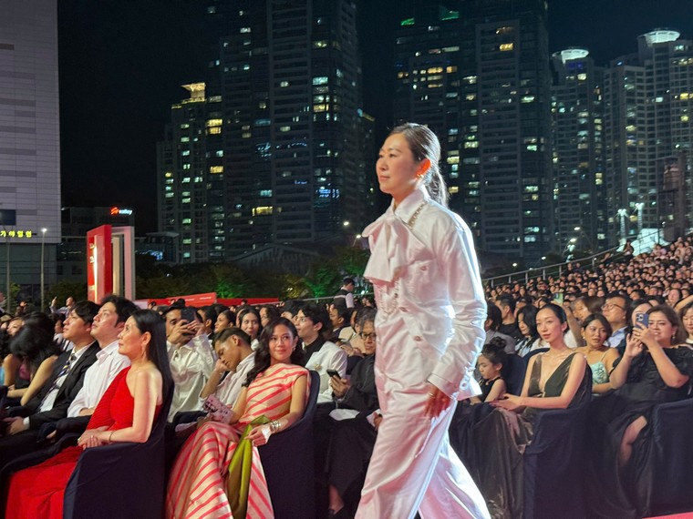 Khai mạc Liên hoan Phim Quốc tế Busan lần thứ 30 ảnh 4