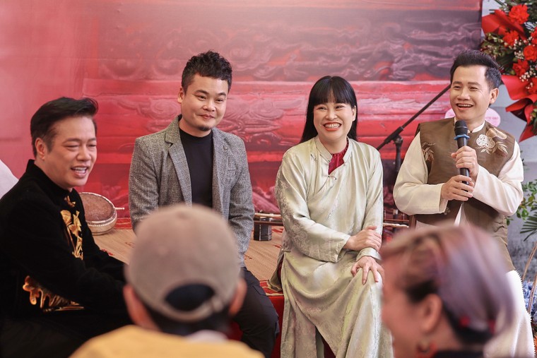 Xẩm trong cõi đời - Ghi dấu hành trình 30 năm lan tỏa nghệ thuật hát xẩm của Mai Tuyết Hoa ảnh 2