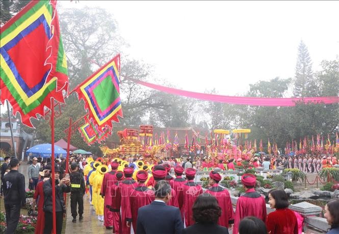 Linh thiêng Lễ hội Đền Mẫu Âu Cơ ảnh 2