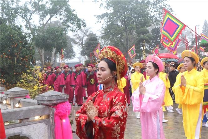 Linh thiêng Lễ hội Đền Mẫu Âu Cơ ảnh 3