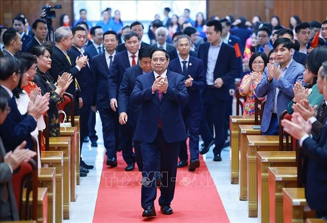 Thủ tướng thăm và làm việc với Viện Hàn lâm Khoa học và Xã hội Việt Nam ảnh 1