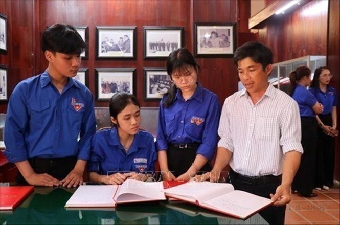 Thủ tướng Phạm Văn Đồng: Người cộng sản kiên trung, niềm tự hào của quê hương núi Ấn, sông Trà ảnh 2