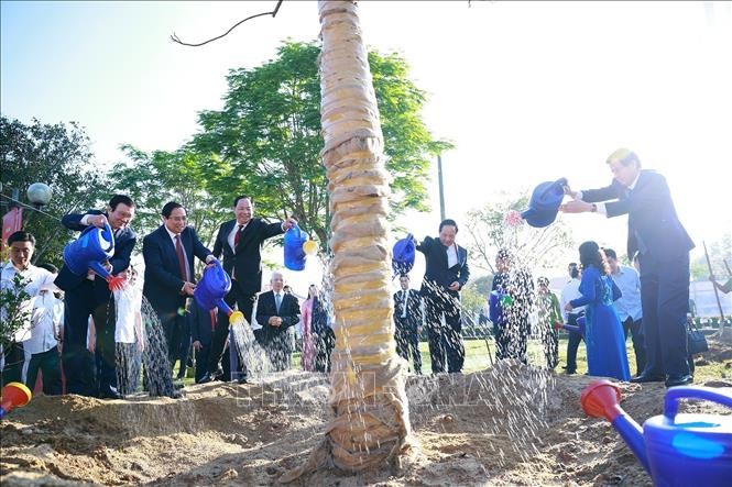 Thủ tướng dự Lễ kỷ niệm 120 năm Ngày sinh đồng chí Phạm Văn Đồng ảnh 7