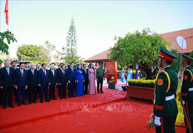 Thủ tướng dự Lễ kỷ niệm 120 năm Ngày sinh đồng chí Phạm Văn Đồng ảnh 3