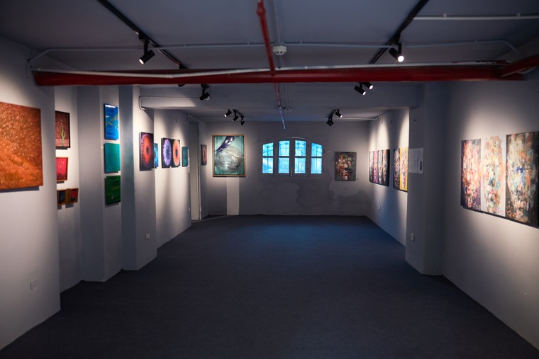 Triển lãm mỹ thuật quốc tế “Chon’s Hanoi mini art fair 2026”- điểm gặp gỡ sáng tạo của nghệ thuật đương đại ảnh 3