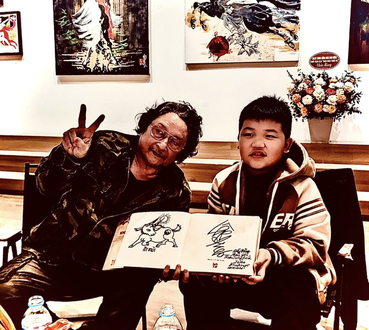 Khép lại Thánh Mã, họa sĩ Lê Trí Dũng bước tiếp với "Tam dương khai thái" ảnh 1