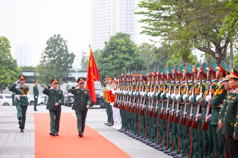 Viettel đánh dấu 20 năm kinh doanh toàn cầu thành công rực rỡ ảnh 1