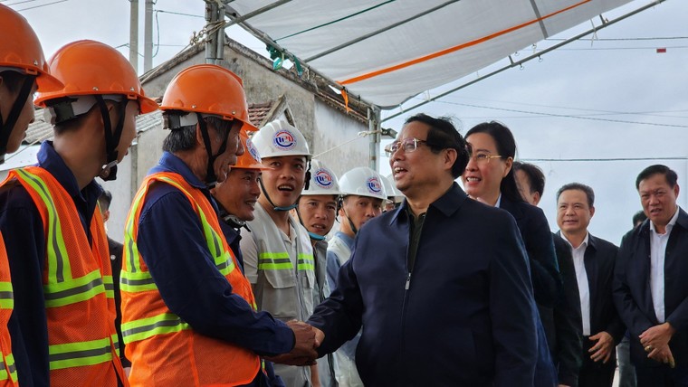 Thủ tướng Phạm Minh Chính: Tăng tốc bứt phá, quyết tâm thực hiện thắng lợi Nghị quyết Đại hội XIV của Đảng ảnh 3