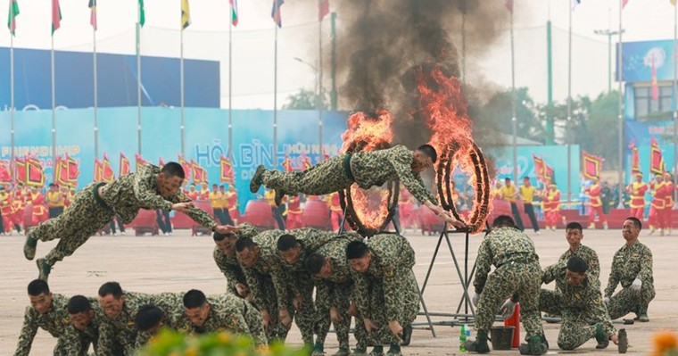 Thủ tướng Phạm Minh Chính: Tăng tốc bứt phá, quyết tâm thực hiện thắng lợi Nghị quyết Đại hội XIV của Đảng ảnh 5