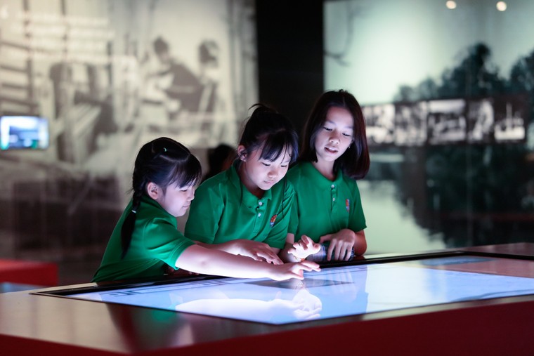 Thiếu nhi khám phá di sản qua lăng kính nghệ thuật ảnh 4