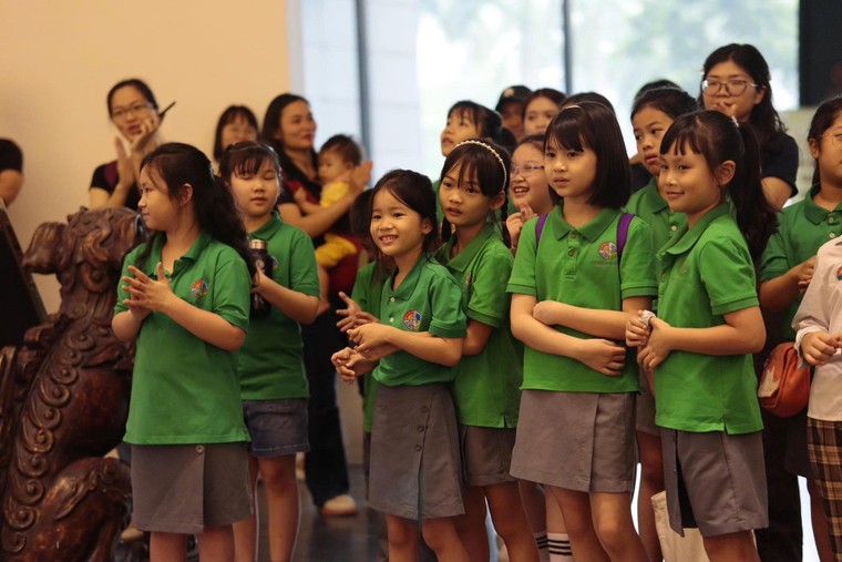 Thiếu nhi khám phá di sản qua lăng kính nghệ thuật ảnh 3