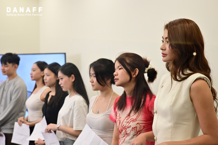 Lớp học diễn xuất tại DANAFF IV thu hút hoa hậu và hàng trăm tài năng trẻ ảnh 2