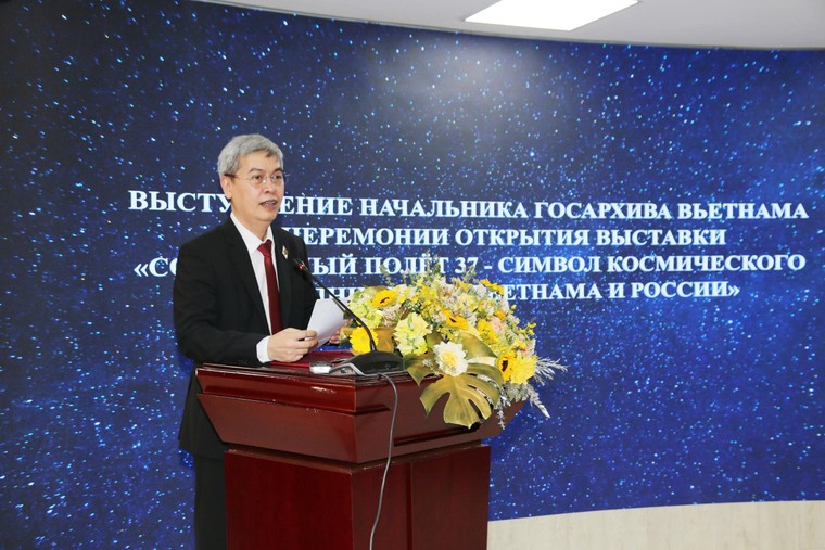 Triển lãm biểu tượng hợp tác vũ trụ Việt - Nga từ "Chuyến bay Liên hợp 37" ảnh 2