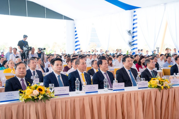 Vingroup khởi công dự án đường sắt tốc độ cao Hà Nội - Quảng Ninh ảnh 1