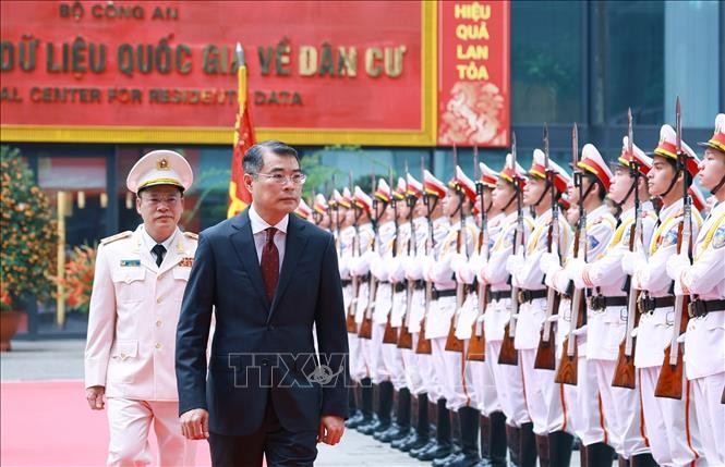 Thủ tướng dự Lễ kỷ niệm 80 năm ngày truyền thống lực lượng Cảnh sát quản lý hành chính về trật tự xã hội ảnh 1