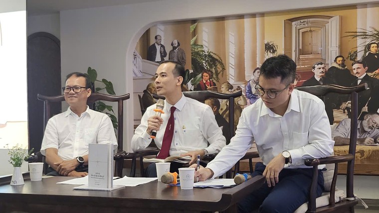 Cách nhìn phức hợp về quá khứ và hiện tại từ "Lịch sử liệu có dạy ta điều gì?" ảnh 1