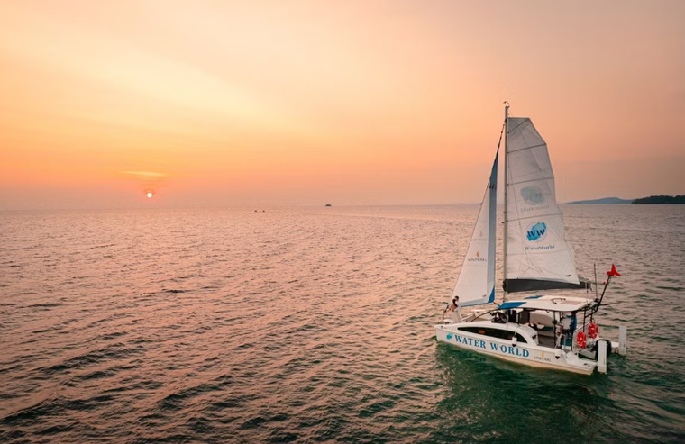 Phú Quốc United Center: Từ “tâm điểm không ngủ” đến “vũ trụ lễ hội” bùng nổ ảnh 6