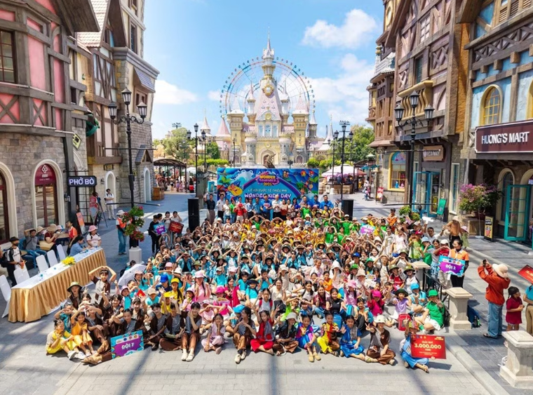 Phú Quốc United Center: Từ “tâm điểm không ngủ” đến “vũ trụ lễ hội” bùng nổ ảnh 7