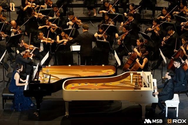 Nhạc trưởng Áo mang làn gió mới cho giao hưởng Hà Nội ảnh 2