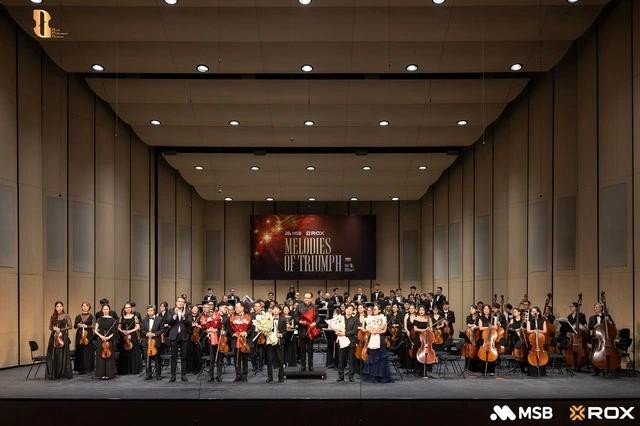 Nhạc trưởng Áo mang làn gió mới cho giao hưởng Hà Nội ảnh 4