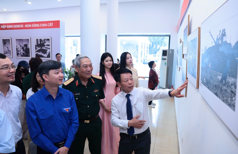 Khai mạc triển lãm 51 năm - Bản hùng ca thống nhất ảnh 1