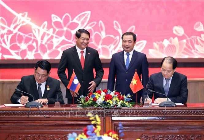 Thúc đẩy hợp tác toàn diện giữa Hà Nội và Viêng Chăn trong giai đoạn mới ảnh 2