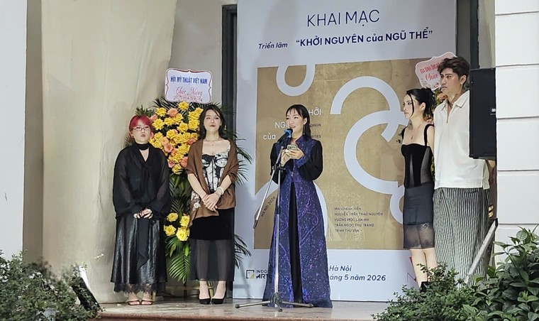Khởi nguyên của Ngũ thể – Cuộc phóng chiếu nội tâm của năm họa sĩ trẻ ảnh 2