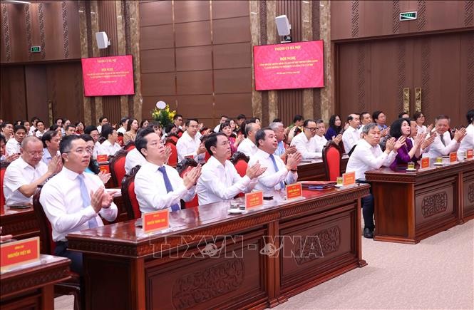 Thành ủy Hà Nội công bố các quyết định về công tác cán bộ ảnh 3