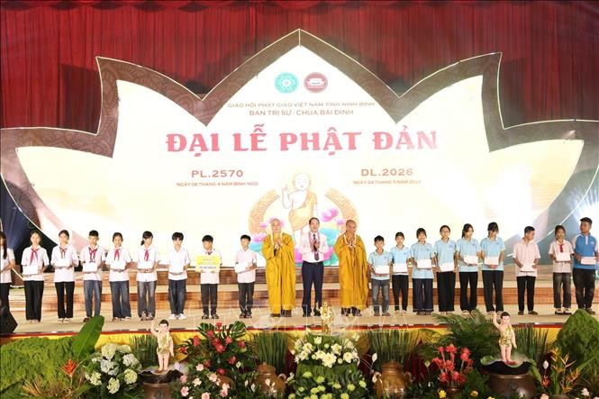 Lan tỏa hình ảnh Phật giáo Việt Nam đồng hành cùng dân tộc trong Đại lễ Phật Đản ảnh 4