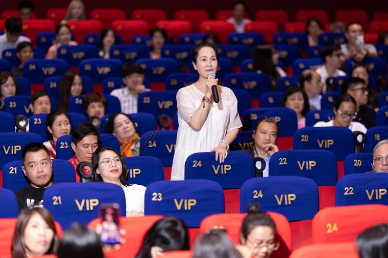 Đạo diễn Đinh Tuấn Vũ trở lại cùng phim điện ảnh Ốc mượn hồn ảnh 5